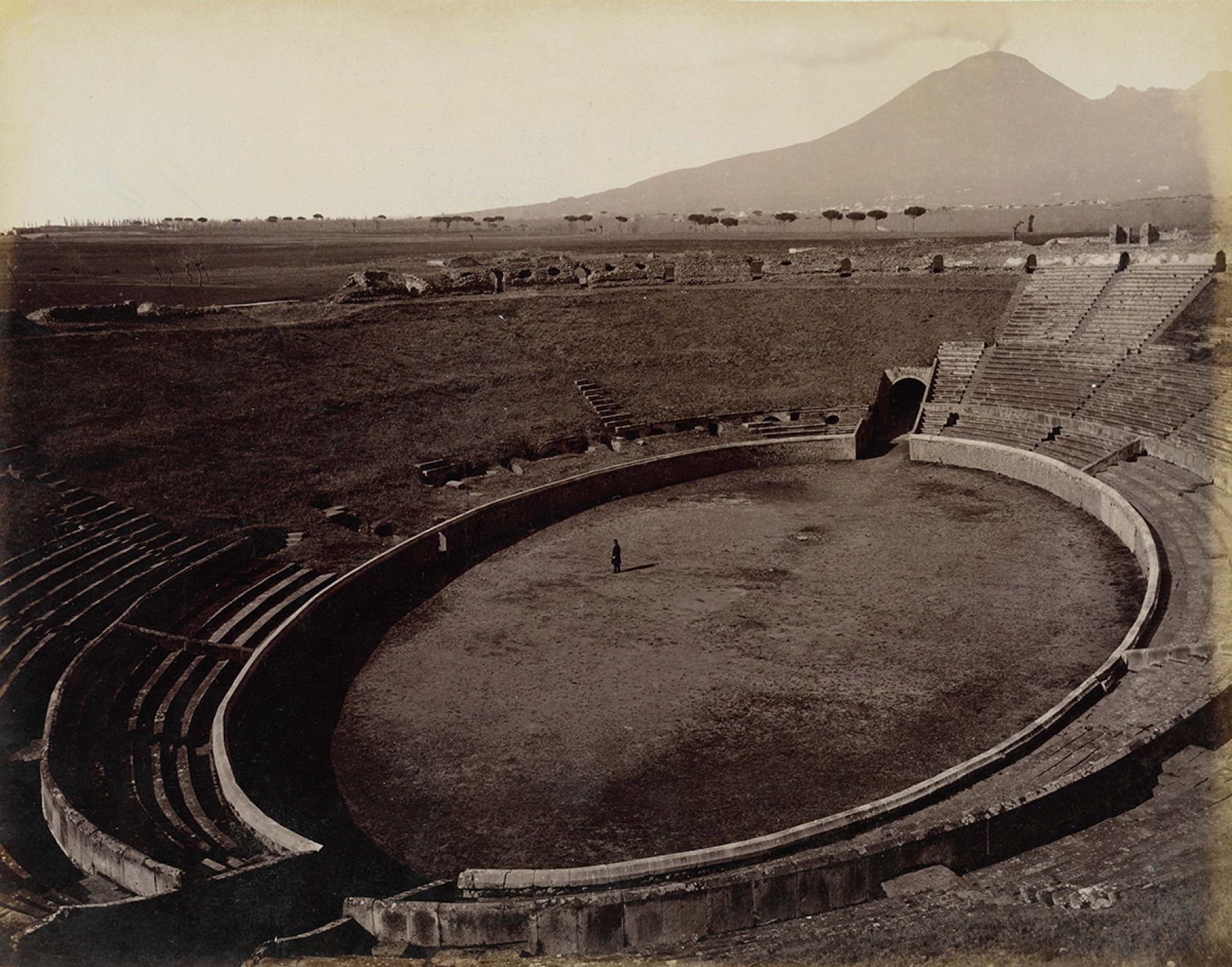 Giorgio Sommer, “Anfiteatro di Pompei”, 1880 ca.