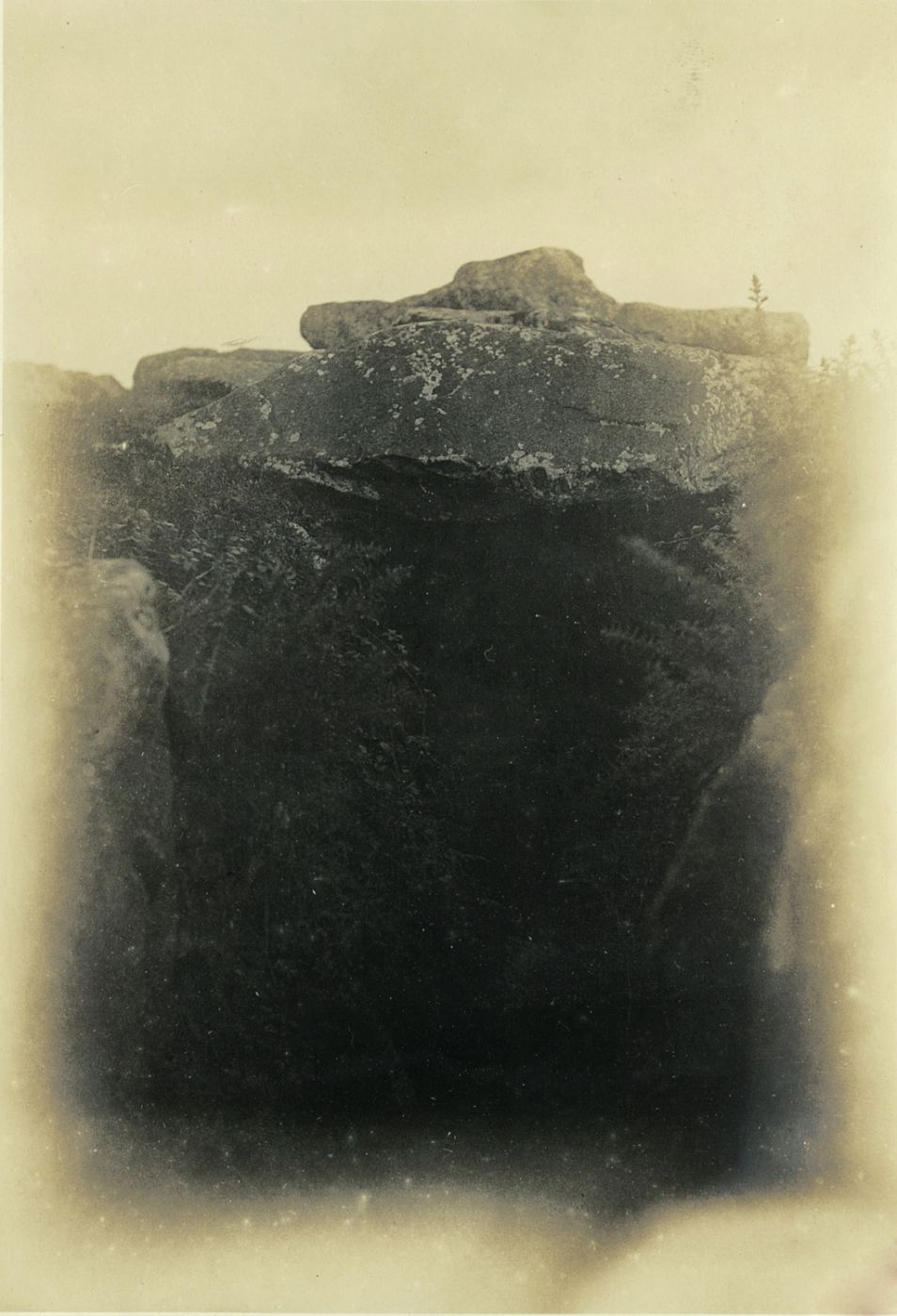 E. Gascard, “Dolmen, Carnac”, 1912